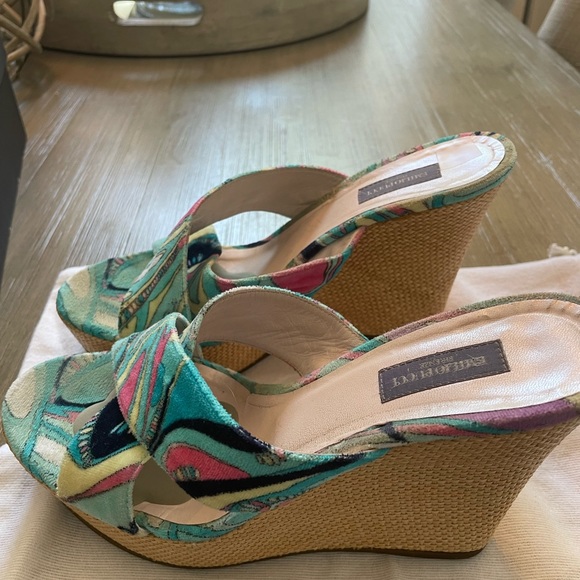 Pucci size 38 blue multi Terry slide in original box - Picture 7 of 11